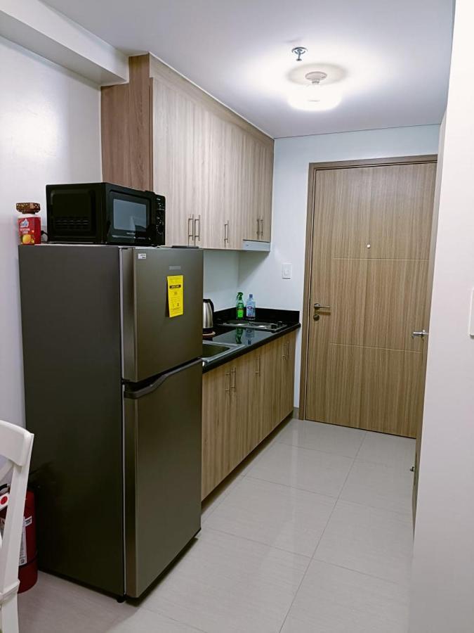 Home Away From Home Manila Exteriör bild